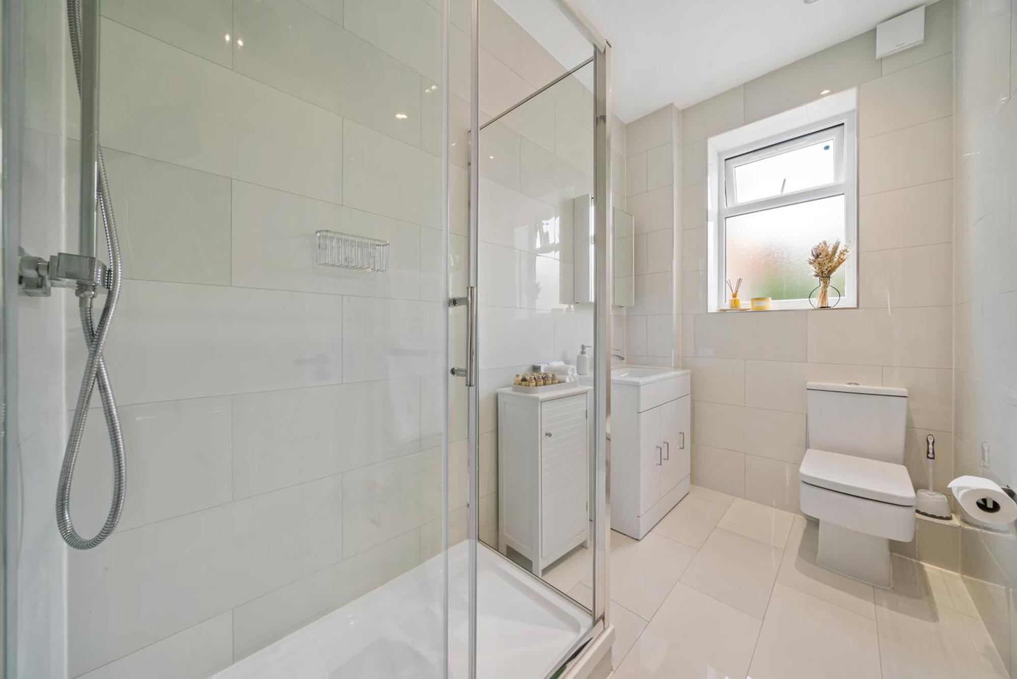 2025 Award Winning - 2 Bedroom Luxury Apartment Next To Wembley Stadium Londres Exterior foto